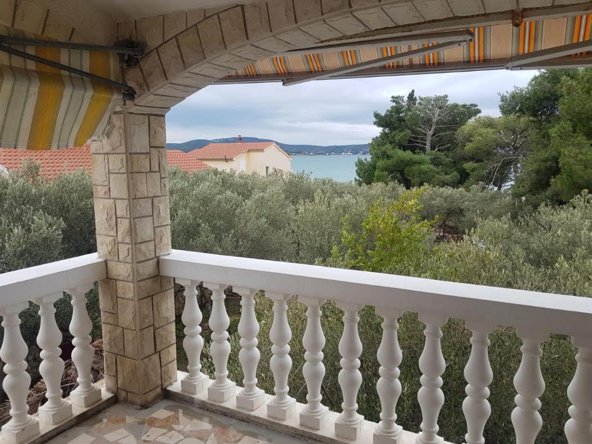 Apartman Lugovic Sibenik Ngoại thất bức ảnh