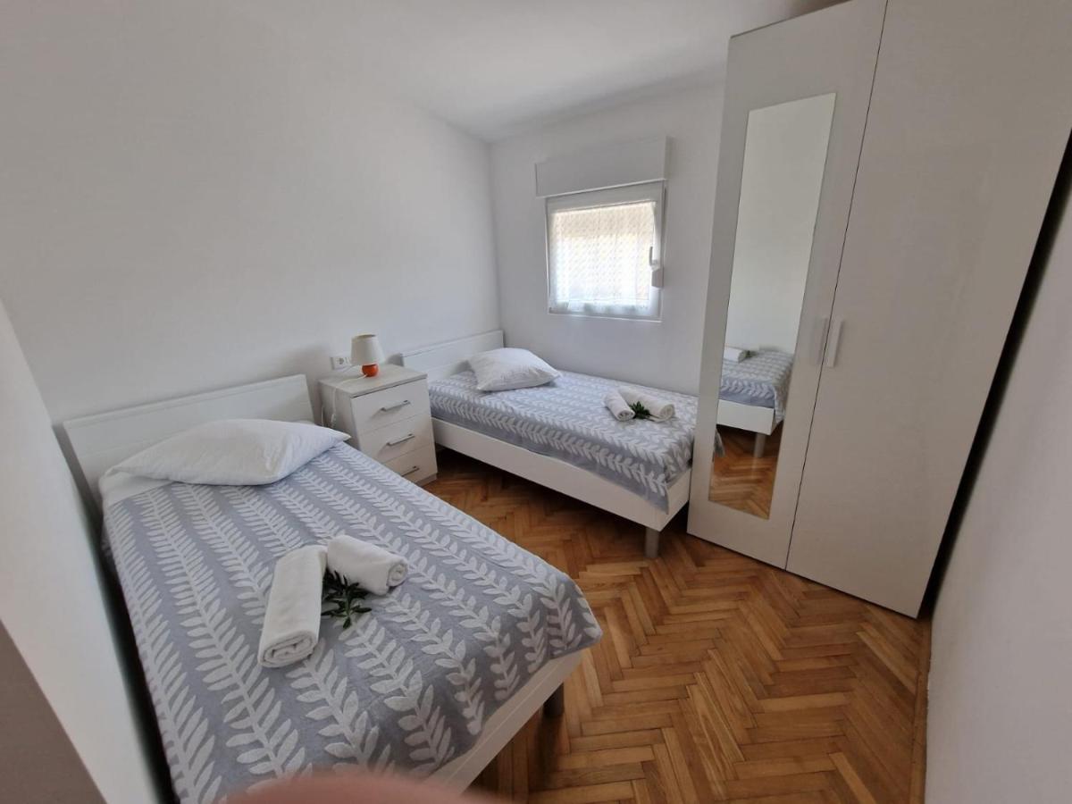 Apartman Lugovic Sibenik Ngoại thất bức ảnh