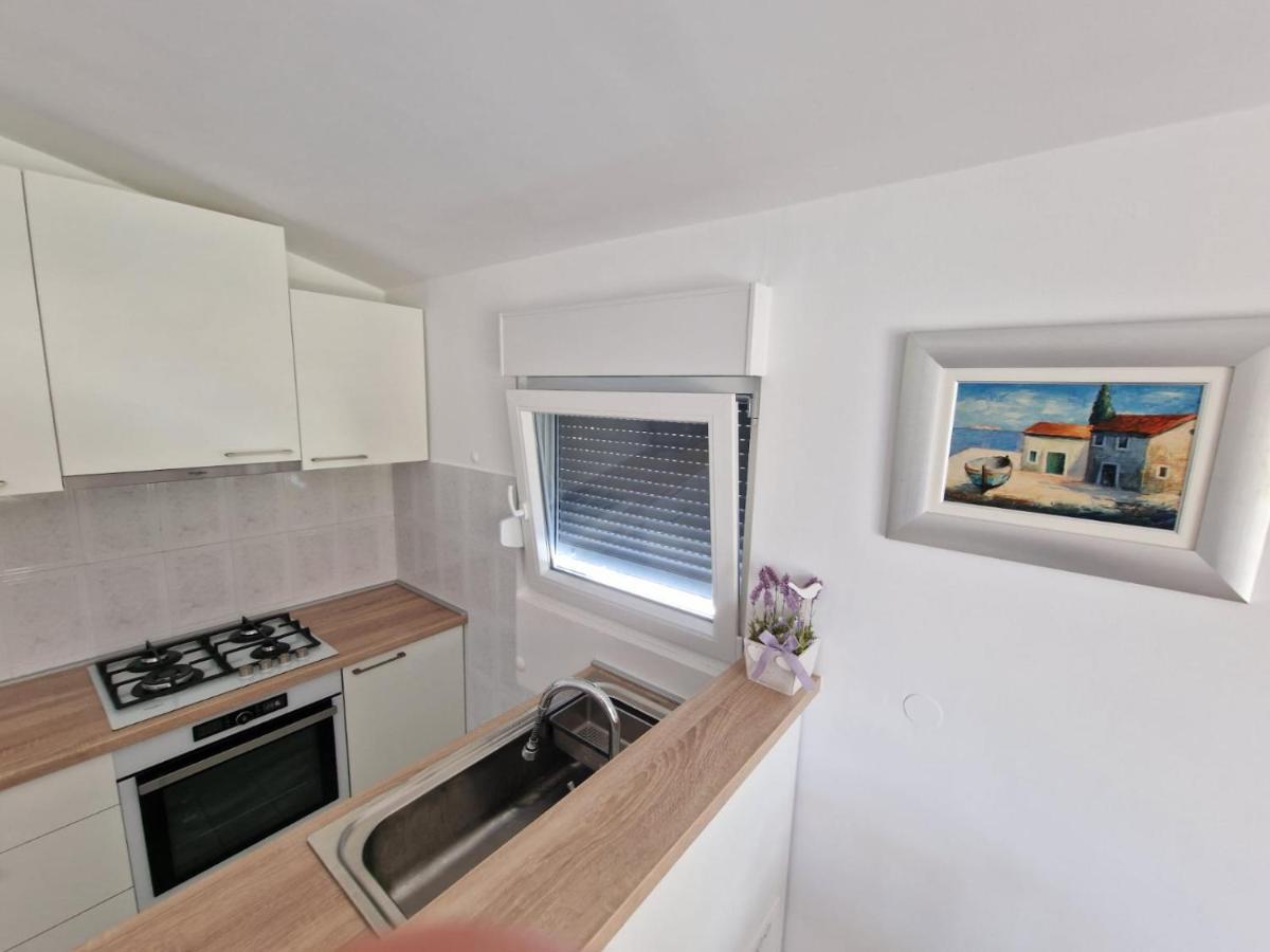Apartman Lugovic Sibenik Ngoại thất bức ảnh